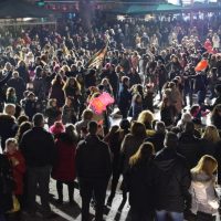 Δυναμική παρουσία του Φανού Πηγάδ΄ Κεραμαριό στην κεντρική πλατεία Κοζάνης – Δείτε βίντεο και φωτογραφίες