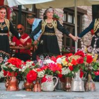 Το έθιμο του Αι Γιάννη του Κλήδονα αναβίωσαν οι γυναίκες της Βλάστης – Δείτε φωτογραφίες