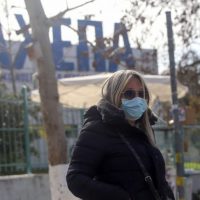 Υποψήφια δημοτική σύμβουλος η 38χρονη που βρέθηκε θετική στον κορωνοϊό – Χώρος υψηλού κινδύνου το δημαρχείο Θεσσαλονίκης – Ελέγχονται πολλά ύποπτα κρούσματα
