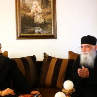 Άγιο Φως: Θαύμα ή τελετή; Του γέροντα Νεκτάριου Μουλατσιώτη