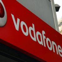 Vodafone: Έπεσε το δίκτυο της εταιρείας – Ταυτόχρονο κόψιμο οπτικής ίνας σε 3 διαφορετικές οδεύσεις – Η ανακοίνωση της εταιρίας