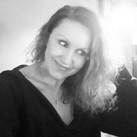 Άι Βασίλης σε οριζόντια πτώση! Γράφει η Ελένη Δεληβοριά