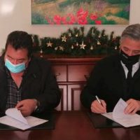 Δήμος Βοΐου: «Υπογραφή Σύμβασης για την συντήρηση και ασφαλτόστρωση του εσωτερικού οδικού δικτύου στον οικισμό του Μικροκάστρου»