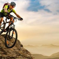 3+1 προτάσεις ένδυσης από το Bike Station για τη βόλτα σας με το ποδήλατο