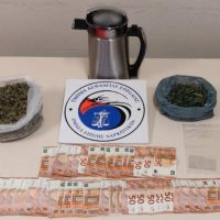 Βίντεο: Δύο συλλήψεις από την Ασφάλεια Εορδαίας για διακίνηση ναρκωτικών και καλλιέργεια δενδρυλλίων κάνναβης σε περιοχή της Θεσσαλονίκης