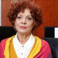 Η δασκάλα καμαρώνει για το μαθητή της Δημήτρη Καραγιάννη, που την προσπερνάει – Της Ιωάννας Γκουτζιαμάνη