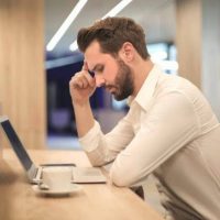 Πώς αντιμετωπίζεται ανώδυνα η αιμορροϊδοπάθεια