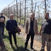 Στο πλευρά των αγροτών της Δημοτικής Ενότητας Βερμίου οι οποίοι εξαιρέθηκαν των αποζημιώσεων του ΕΛΓΑ από τον παγετό του περασμένου Απριλίου, ο Δήμος Εορδαίας