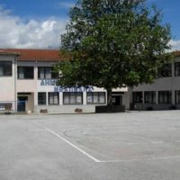 Θετική στον κορονοϊό εκπαιδευτικός που διδάσκει σε τρεις σχολικές μονάδες στο Δήμο Βοΐου – Σε συναγερμό τα δημοτικά σχολεία σε Νεάπολη, Τσοτύλι και Καλονέρι