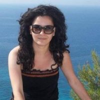 Θρήνος στη Στράτο Αγρινίου για τον θάνατο 33χρονης μητέρας δύο παιδιών που ζούσε και εργαζόταν στην Πτολεμαΐδα – Συγκινεί ο σύζυγός της με ανάρτησή του