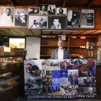 Δολοφόνοι με γραβάτες και κομψά ταγιέρ – Του Γιάννη Σιδέρη