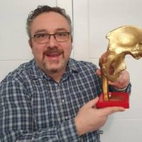 Συγχαρητήριο του Παναγιώτη Πλακεντά στον Ορθοπαιδικό Αντώνη Παπαδόπουλο για το βραβείο Golden Hip