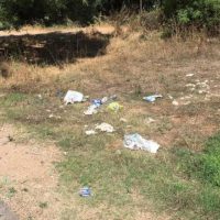 Θα πετούσες ποτέ σκουπίδια μέσα στο σπίτι σου; Γράφει η Αλεξάνδρα Στυλιάδου