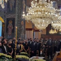 Παρουσία του Πρωθυπουργού και της συζύγου του η εξόδιος ακολουθία του Νικόλαου Παπαγεωργίου στη Σιάτιστα – Δείτε βίντεο και φωτογραφίες