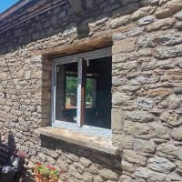 Ολοκληρώθηκε το έργο αντικατάστασης κουφωμάτων σε κτίρια του Δήμου Βοΐου