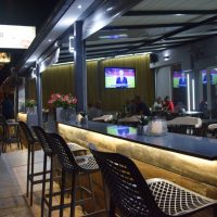 Πιτσαρία ΕΛΟΒΙΑ: Εκλεκτές γεύσεις και καφές σε έναν προσεγμένο χώρο στο Δρέπανο Κοζάνης