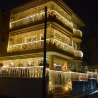 Πιστό στο ραντεβού του με τα Χριστούγεννα το εντυπωσιακά στολισμένο σπίτι στην Κοζάνη – Περισσότερα από 10.000 λαμπιόνια φέτος – Δείτε βίντεο & φωτογραφίες