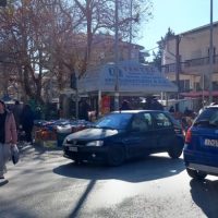 Τα τελευταία ψώνια των Κοζανιτών στις 31 Δεκεμβρίου – Το αδιαχώρητο στους δρόμους της πόλης