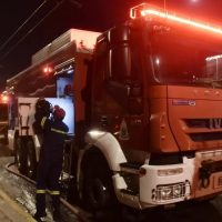 Σε εξέλιξη η φωτιά στην Ερμακια Πτολεμαΐδας – Δύσκολη η δύσκολη η προσέγγιση των Πυροσβεστών στο σημείο