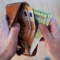Nέα απόφαση για την Επιστρεπτέα Προκαταβολή – Ποιες οι τροποποιήσεις
