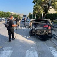 Θεσσαλονίκη: “Δεν κατάλαβα πως έγινε” λέει ο οδηγός του λεωφορείου που έπεσε πάνω σε παρκαρισμένα αυτοκίνητα