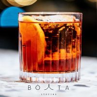 ΒΟΛΤΑ memories: Απόλαυσε το cocktail σου στο κεντρικότερο σημείο της πόλης