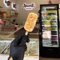 Η μπουγάτσα έγινε παγωτό ξυλάκι και κάνει θραύση