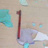 Άφησαν τον λοστό στον 2ο παιδικό σταθμό Κοζάνης οι δράστες που βανδάλισαν τον χώρο