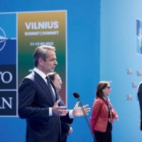 Δήλωση του Πρωθυπουργού πριν τη σύνοδο του ΝΑΤΟ και πριν την συνάντηση με τον Ερντογάν: ‘Μπορούμε να συμφωνήσουμε οδικό χάρτη για οριοθέτηση θαλασσίων ζωνών’