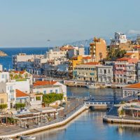 Ταξιδέψτε στον Άγιο Νικόλαο της Κρήτης  μέσα από το φωτογραφικό κλικ του Αργύρη Καραμούζα