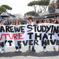 Κλιματικές καταστροφές: Tο χειρότερο είναι ότι έχουμε συνηθίσει – Του Λάζαρου Τσικριτζή