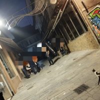 Άγριος καυγάς μεταξύ νεαρών στο κέντρο της Κοζάνης – Αιματηρό επεισόδιο με Αστυνομία και ΕΚΑΒ