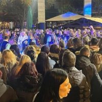 Η 1η παρουσίαση των Μωμόγερων στην Πτολεμαΐδα – Θεσμός “Οι Γιορτές του Μώμου” στην Εορδαία – Δείτε το βίντεο