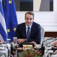 Μητσοτάκης: Στο Κτηματολόγιο οι οικοδομικές άδειες και οι κατασκευές – Αύριο η επιστροφή ενοικίου σε παραπάνω από 1 εκατ. ενοικιαστές