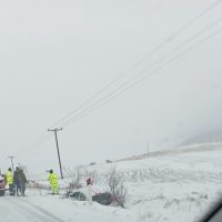 Έφυγε αυτοκίνητο από το δρόμο μετά το Δρέπανο Κοζάνης – Μεγάλη προσοχή στους οδηγούς
