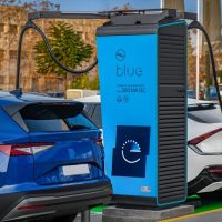 ΔΕΗ blue: Ευρωπαϊκή χρηματοδότηση για εγκατάσταση σημείων ταχυφόρτισης
