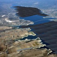 Φωτοβολταϊκά στη λίμνη Πολυφύτου – Του Ξενοφών Βαΐζογλου