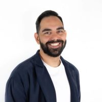 Όταν οι νέοι απουσιάζουν από το μέλλον τους, η Δυτική Μακεδονία τους χάνει – Του Αν. Ραφαηλίδη