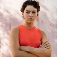 Γυναικείες μπλούζες: Ανακαλύψτε τα στυλ που κάνουν θραύση!