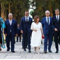 Τα «κλικ» της δεξίωσης για τα 50 χρόνια από την αποκατάσταση της Δημοκρατίας στο Προεδρικό Μέγαρο