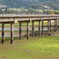 Υποχωρεί επικίνδυνα η στάθμη του νερού στην λίμνη Πολυφύτου