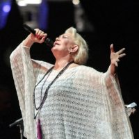 Τα πολλά ‘λόγια είναι περιττά’ – Περαστικά στη σπουδαία Μαρινέλλα -Κρίσιμη η κατάσταση της υγείας της