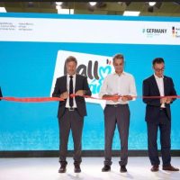 Επίσκεψη του Πρωθυπουργού στα περίπτερα της ΔΕΘ – Κ. Μητσοτάκης και Ρ. Χάμπεκ εγκαινίασαν το περίπτερο της τιμώμενης χώρας – Δείτε φωτογραφίες