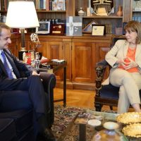 Κυριάκος Μητσοτάκης: Πιλοτική τοποθέτηση locker για κινητά τηλέφωνα στα σχολεία