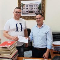 Ευχαριστήριο Μουσικού Σχολείου Σιάτιστας για την σημαντική δωρεά βιβλίων του εκπαιδευτικού Ιωάννη Κωνσταντίνου Τσακιρίδη