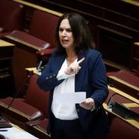 Καλλιόπη Βέττα: «Η αποκατάσταση μιας μακρόχρονης αδικίας για τους διοικητικούς υπαλλήλους της Κοζάνης και της Πτολεμαΐδας δεν είναι ευκαιρία για διαγκωνισμούς και «αυτοδικαίωση»