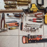 Πτολεμαΐδα: Έκλεψαν το παγκάρι και μανουάλια από παρεκκλήσι Ιερού Ναού- Δύο συλλήψεις από την Αστυνομία