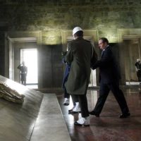Τι ντροπή… Του Θεόφιλου Παπαδόπουλου