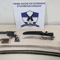 Συλλήψεις τεσσάρων ατόμων στην Πτολεμαΐδα για σωματική βλάβη, κλοπή και παραβάσεις περί όπλων