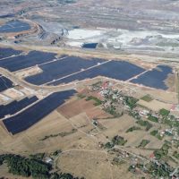 Όμιλος ΔΕΗ: Στο 90% η κατασκευή των φωτοβολταϊκών ισχύος 2,13 GW στη Δυτική Μακεδονία